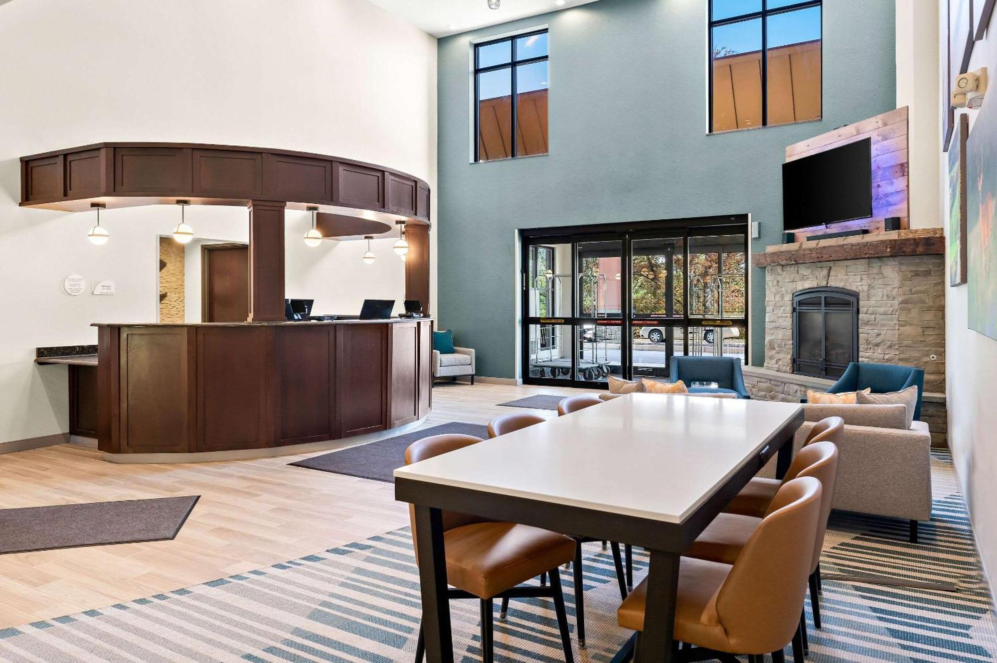Comfort Inn & Suites Tunkhannock Екстериор снимка