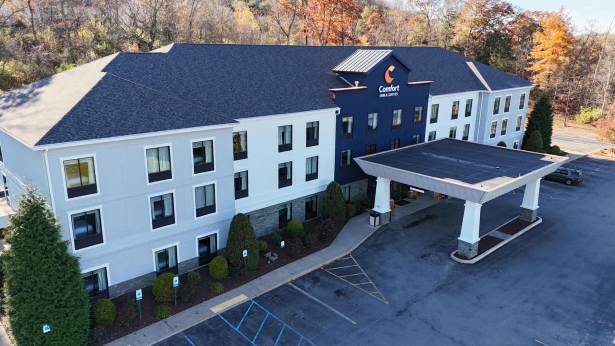 Comfort Inn & Suites Tunkhannock Екстериор снимка