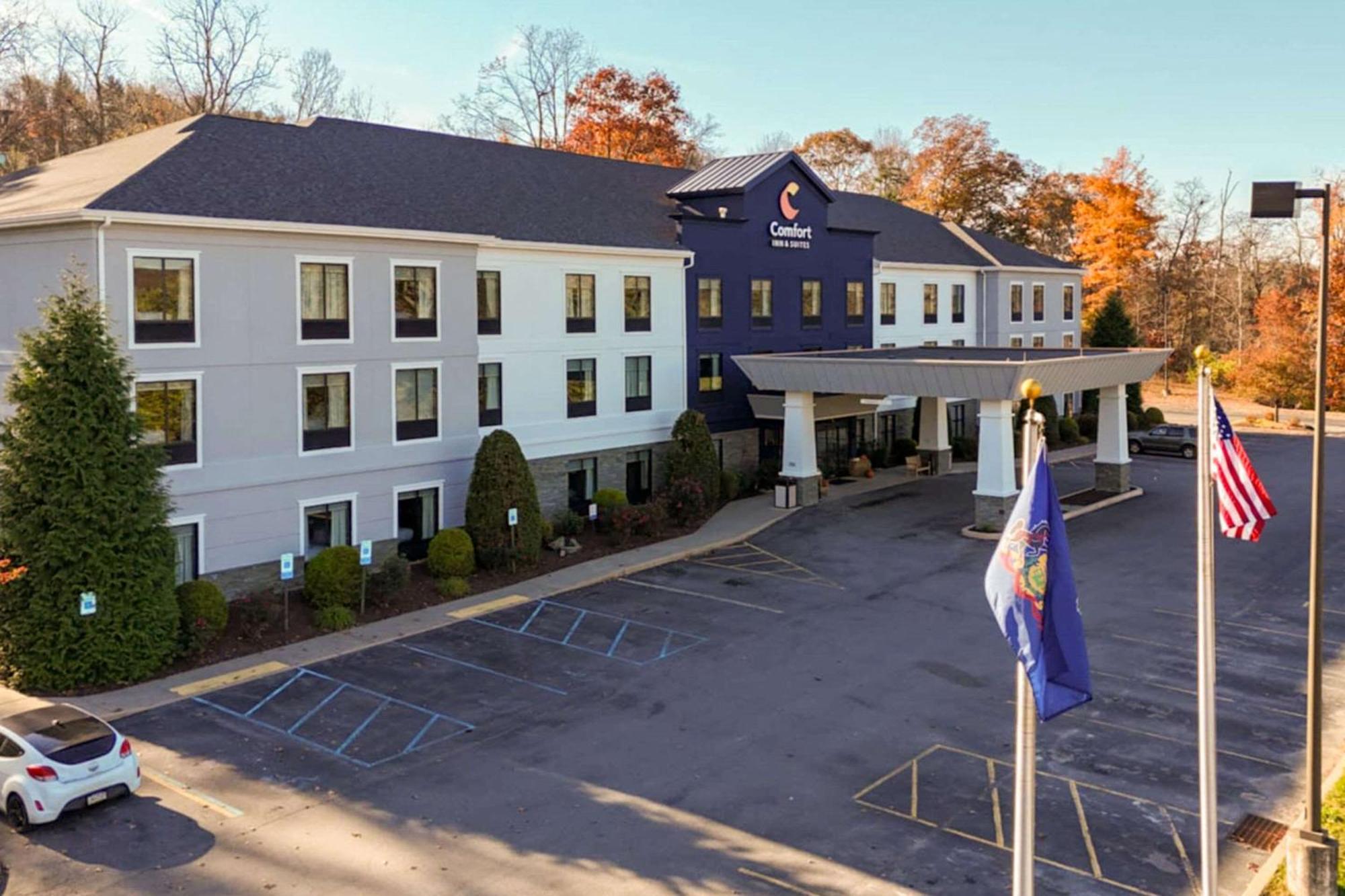 Comfort Inn & Suites Tunkhannock Екстериор снимка