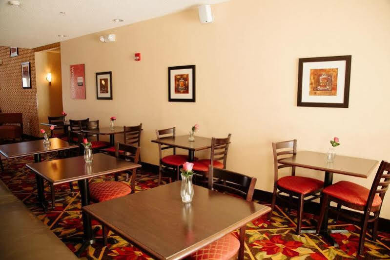 Comfort Inn & Suites Tunkhannock Екстериор снимка